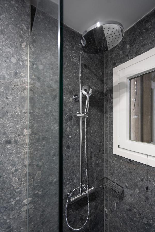 Unique 2 Bedrooms Apartment, Steps To Plaka And City Center Ateny Zewnętrze zdjęcie