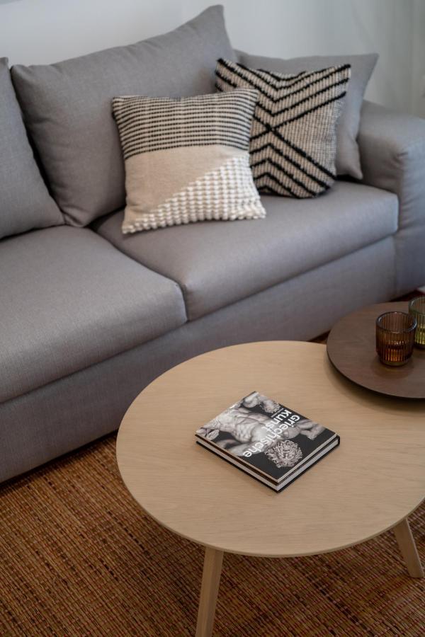 Unique 2 Bedrooms Apartment, Steps To Plaka And City Center Ateny Zewnętrze zdjęcie