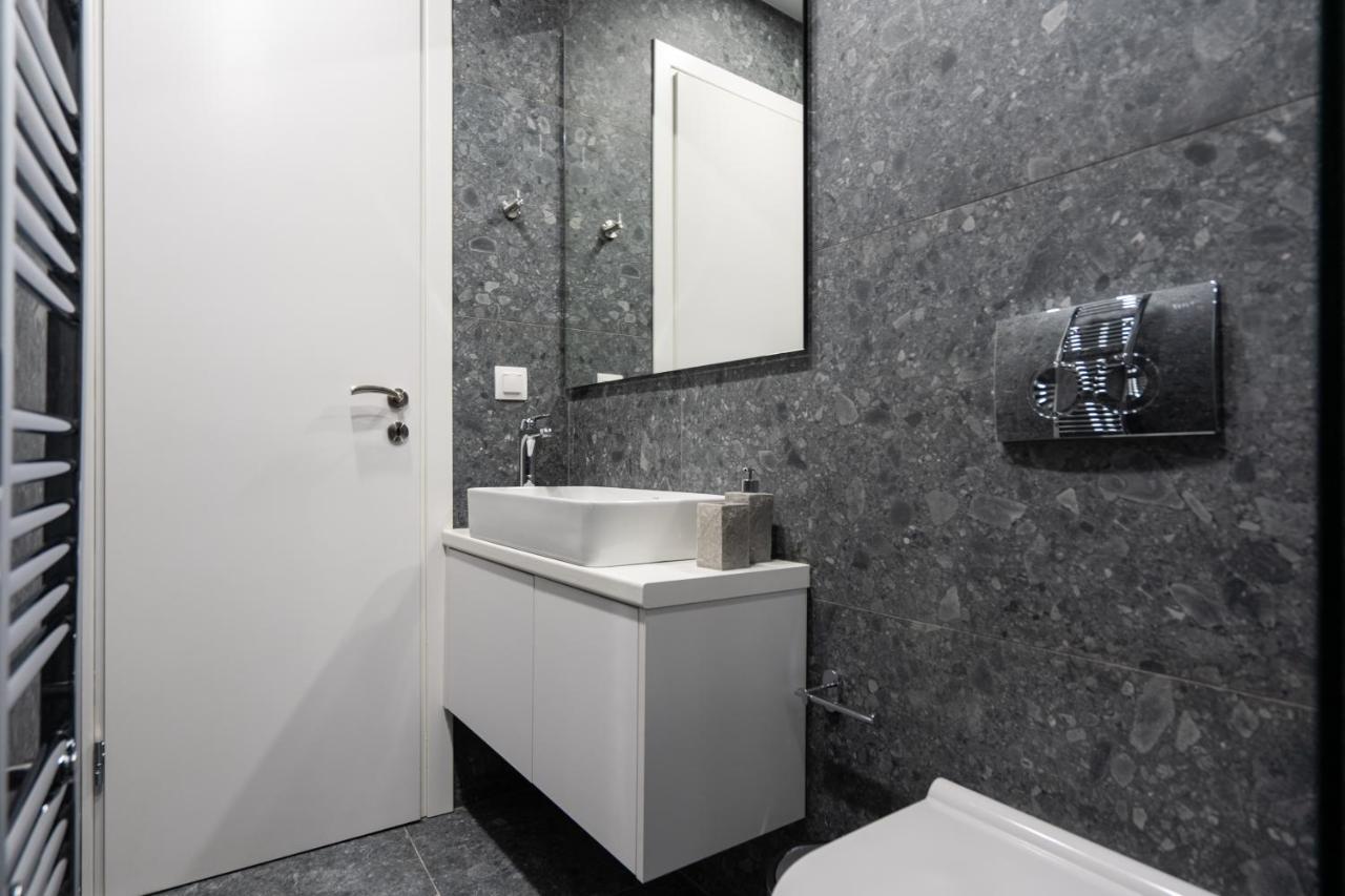 Unique 2 Bedrooms Apartment, Steps To Plaka And City Center Ateny Zewnętrze zdjęcie